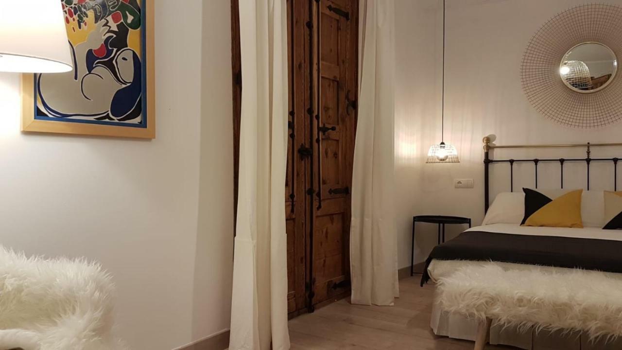 Lastias Hotel Valderrobres Ngoại thất bức ảnh